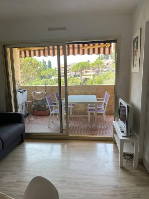 Appartement 2 Pieces 6Mn A Pied Du Centre Vence Exterior photo
